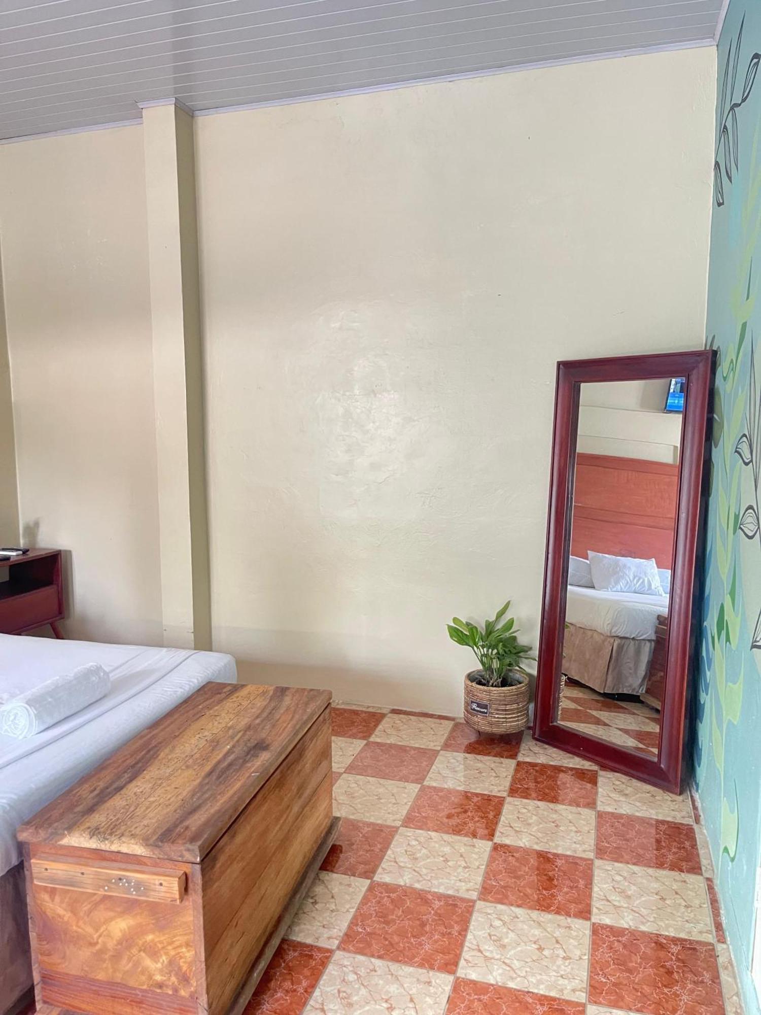 Hostal Eden Moyogalpa Exterior foto